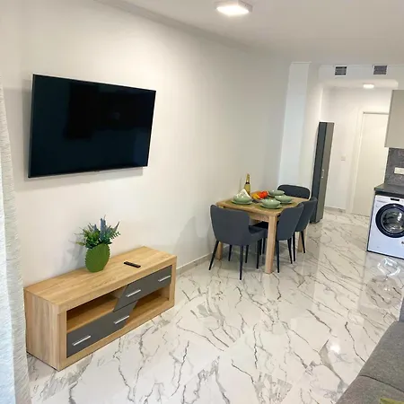 Appartement Apartamento A Estrenar 1a Linea Playa Y Piscina